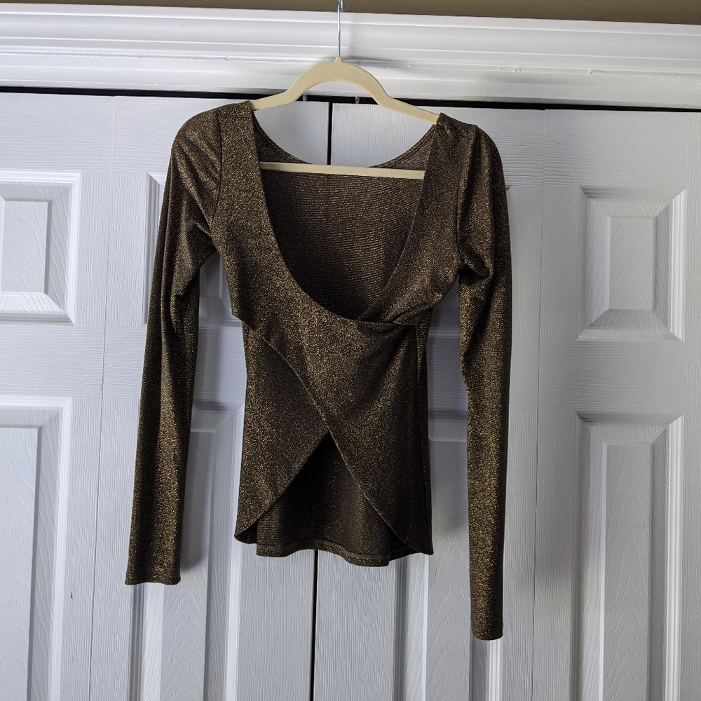 Open back blouse - Picture 2 of 2